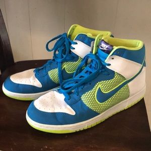 Men’s Nike size 11